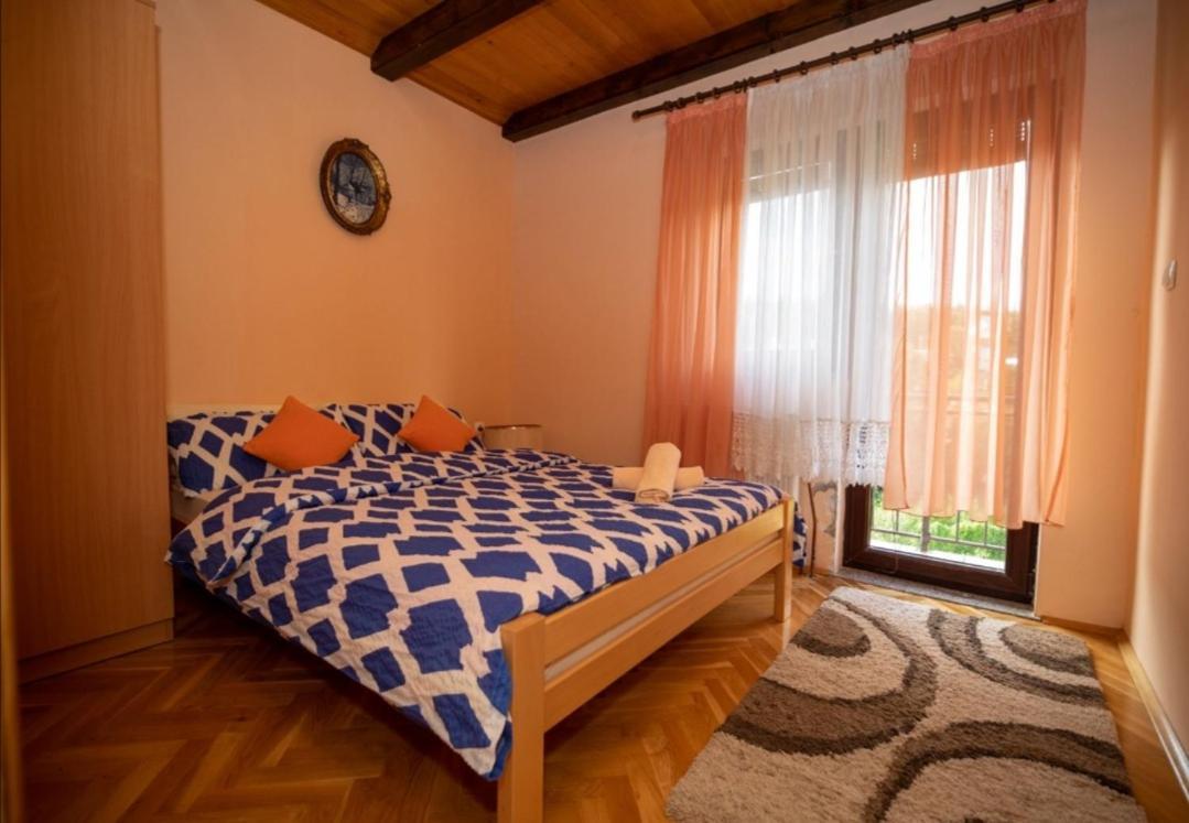 Holiday Home Lana Фужине Экстерьер фото